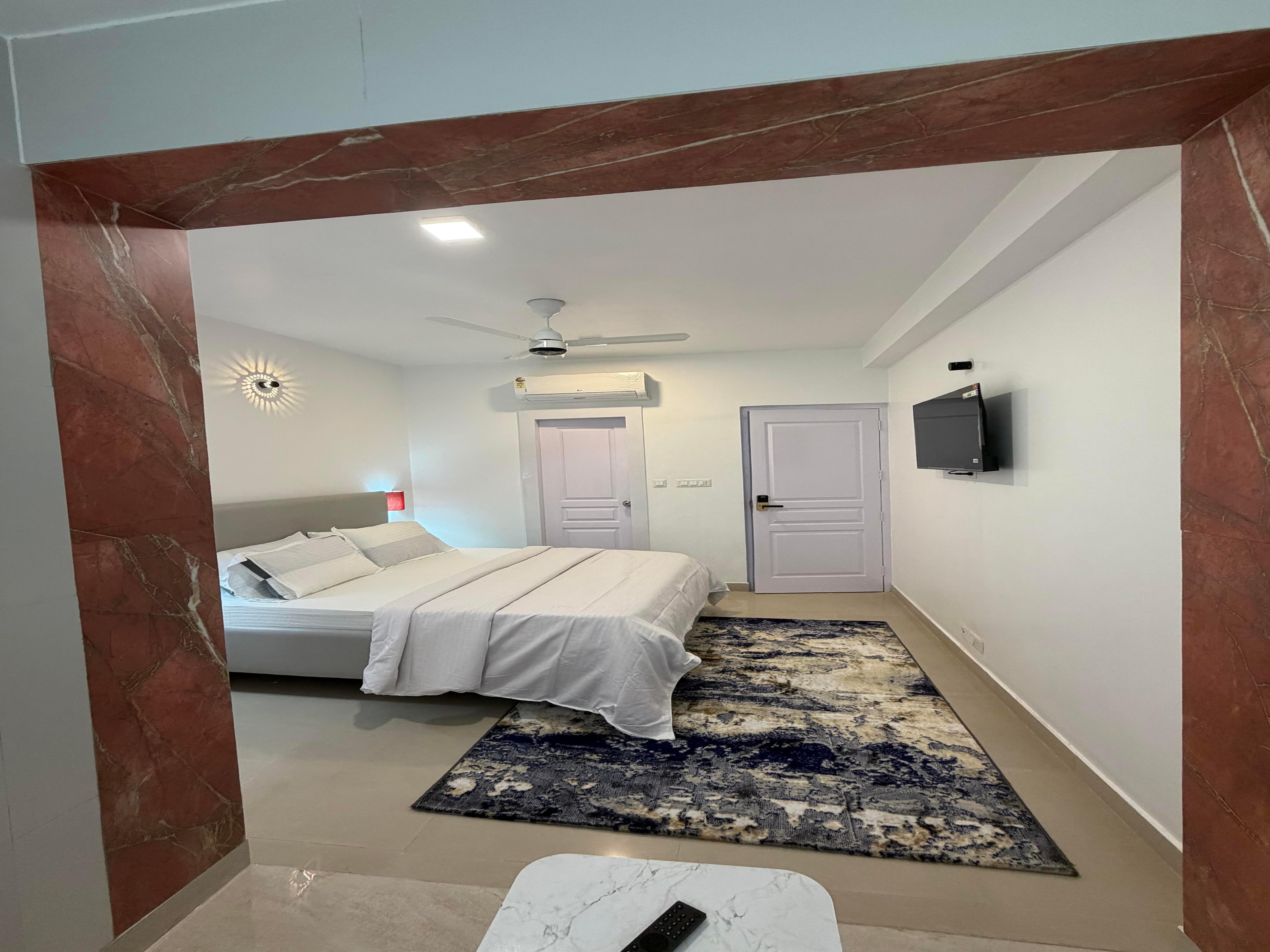 Luxury 2BHK Apt near Advant Business Park Noida - Tap to explore photos