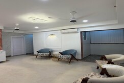 Luxury 2BHK  Apt near Advant Business Park Noida