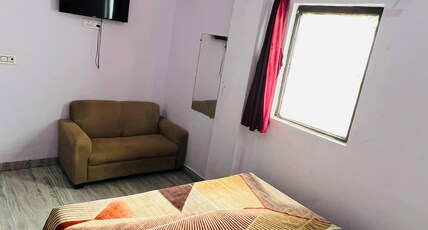 Ekanshi Bhawan Comfortable Family Stay Room Type - Standard Double Room