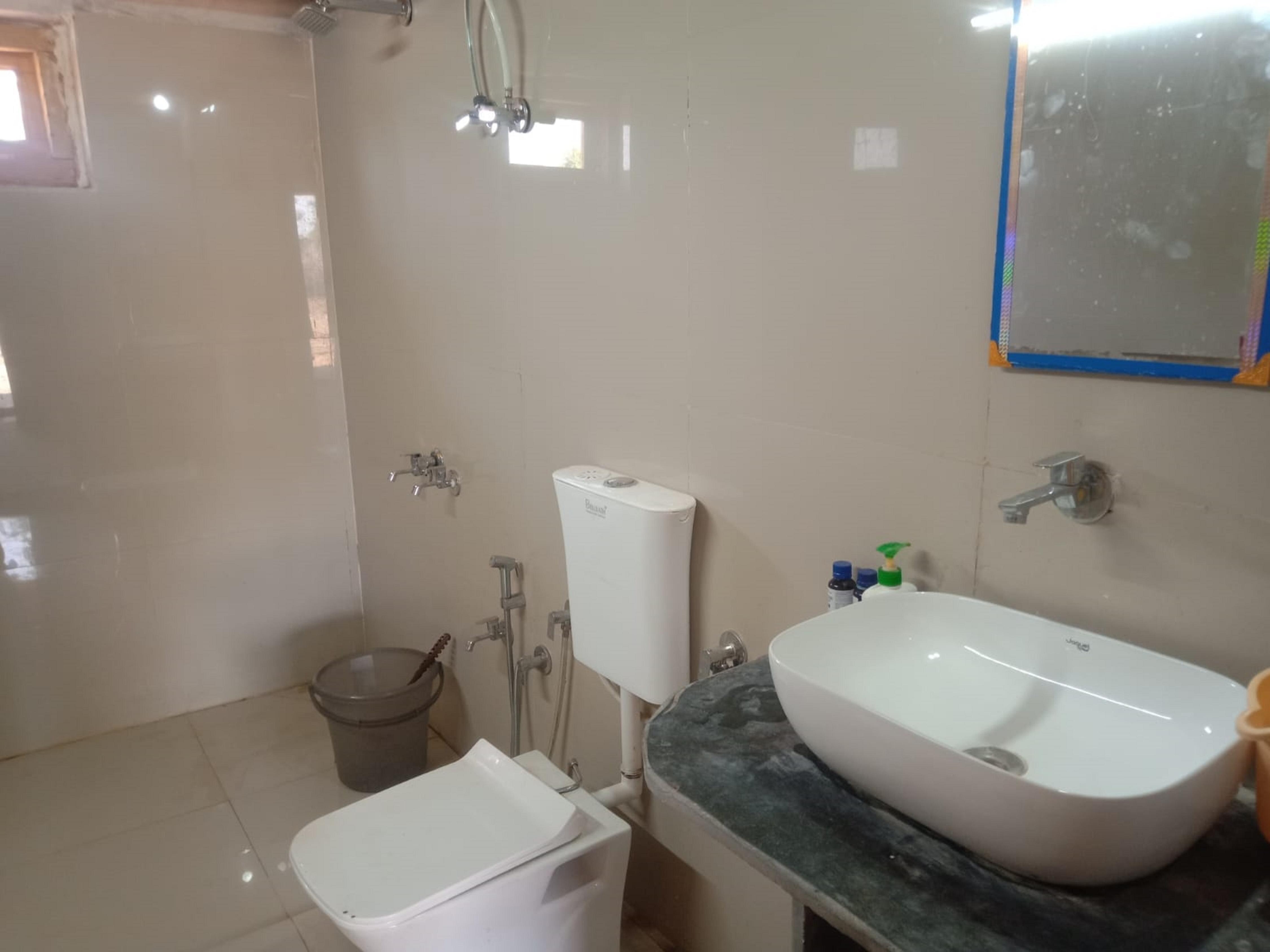Chua HomeStay Damna - Tap to explore photos