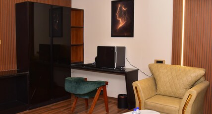 The Third Eye Hotel Room Type - Executive Studio Room
