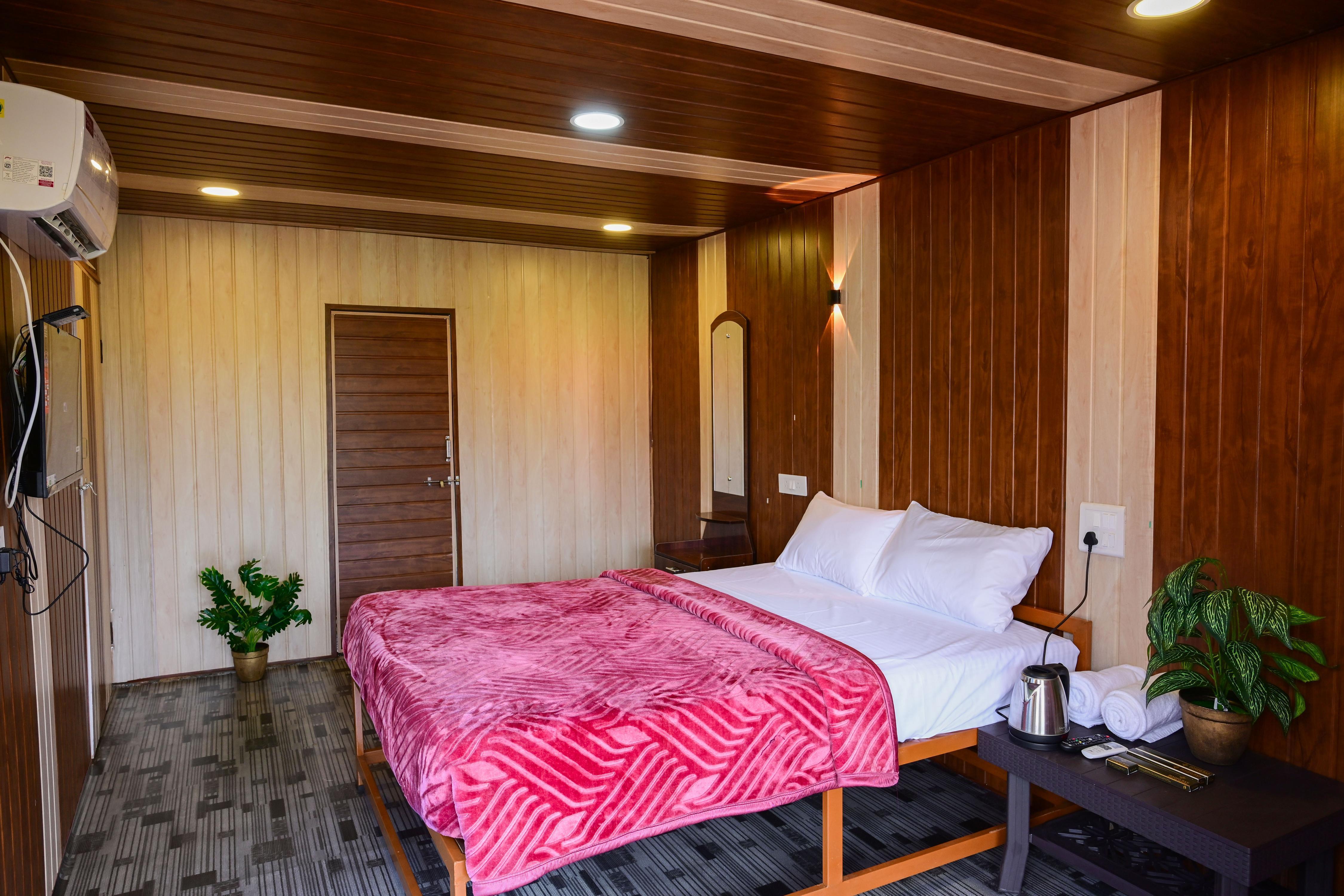 Address of Madhuban Nature Resort, Amboli