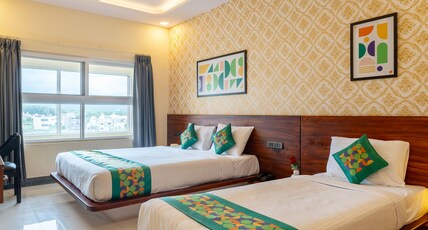 Treebo Jaguar Comforts, 3 Kms From Mahatma Gandhi Park Room Type - Deluxe Family Room