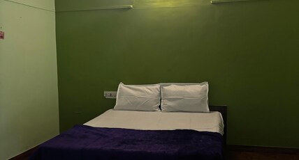 Heaven winter green cottage Room Type - deluxe suite room 105