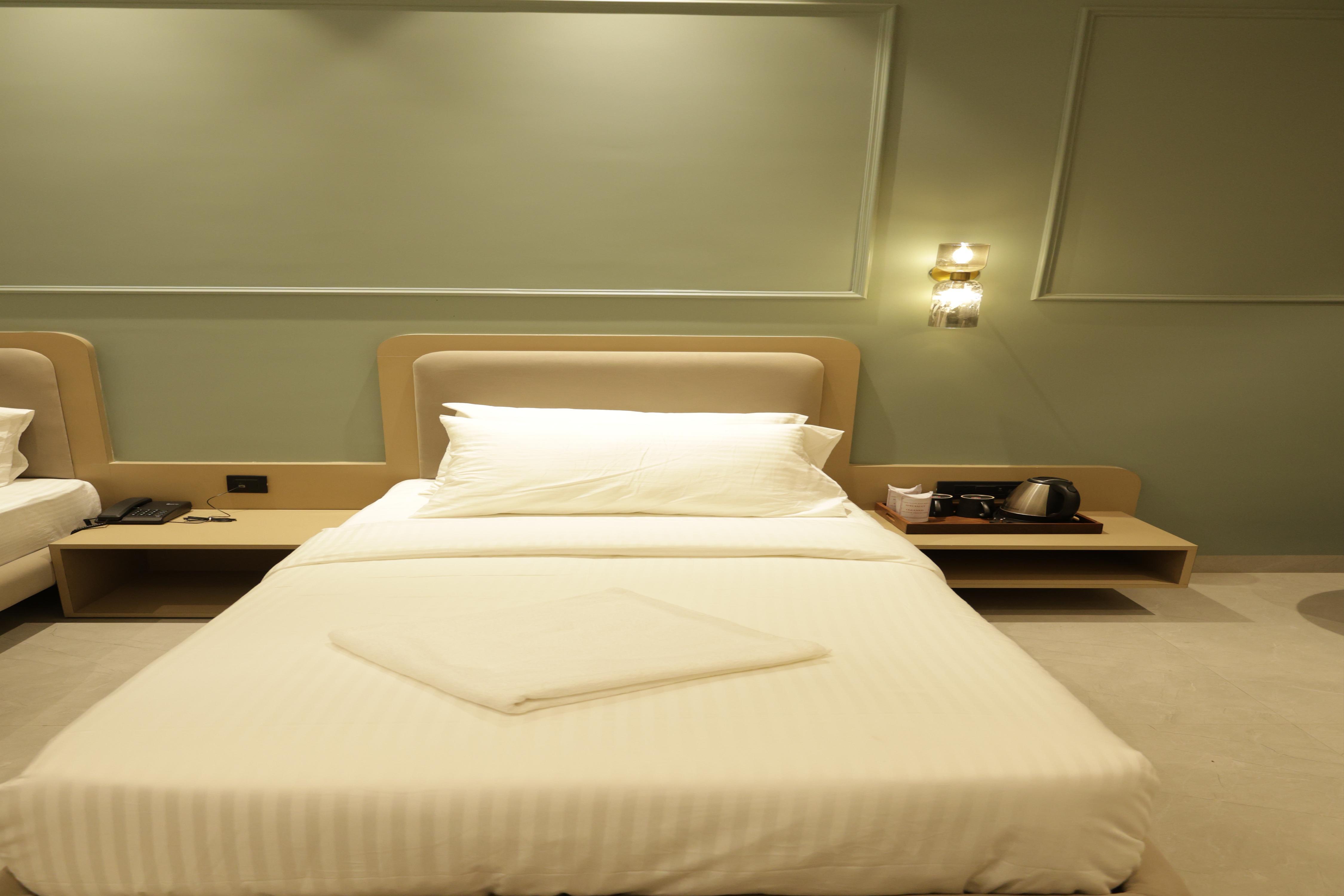 B J PARADISE Room Type - Deluxe Twin Room