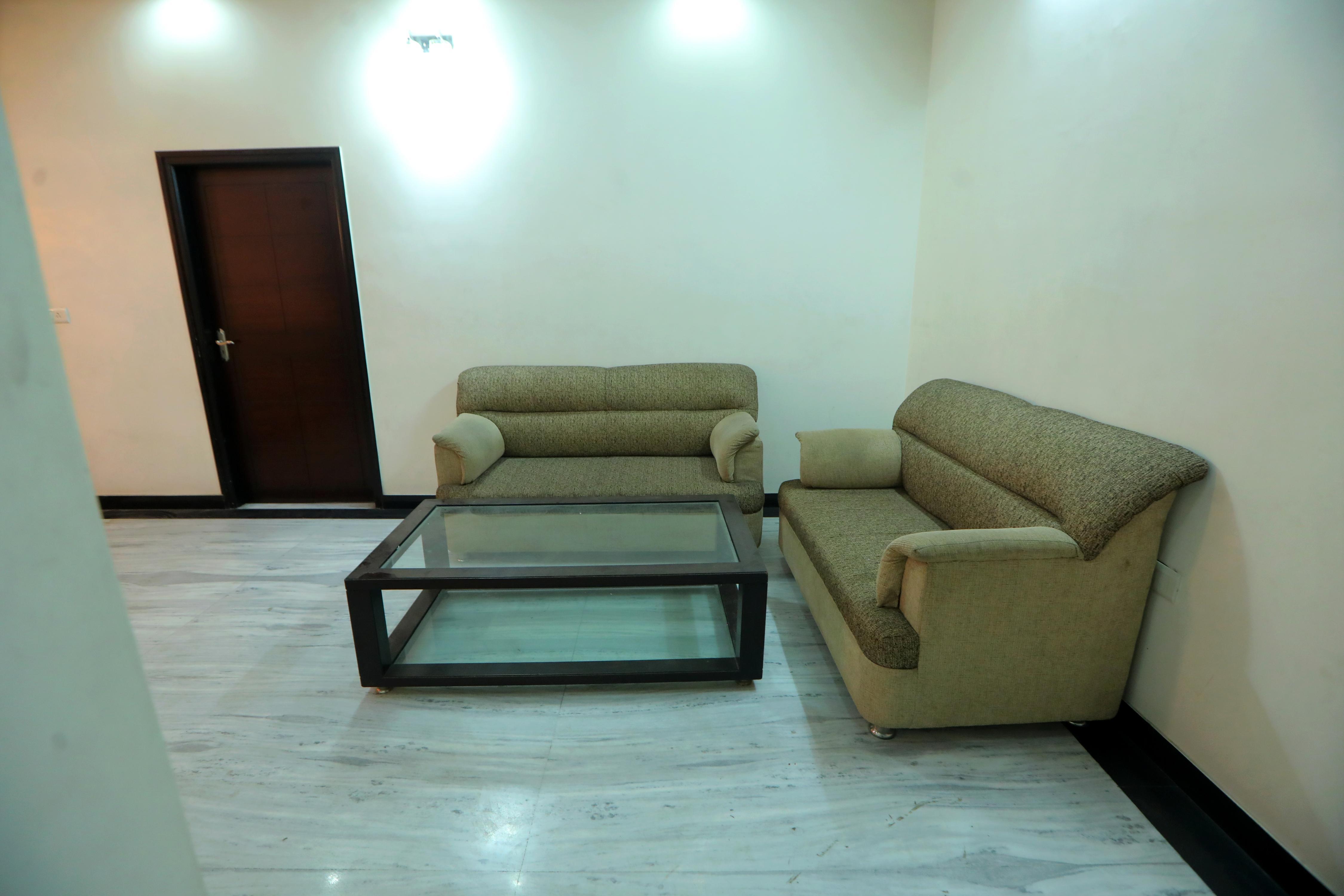 The sparrow Homestay - Tap to explore photos