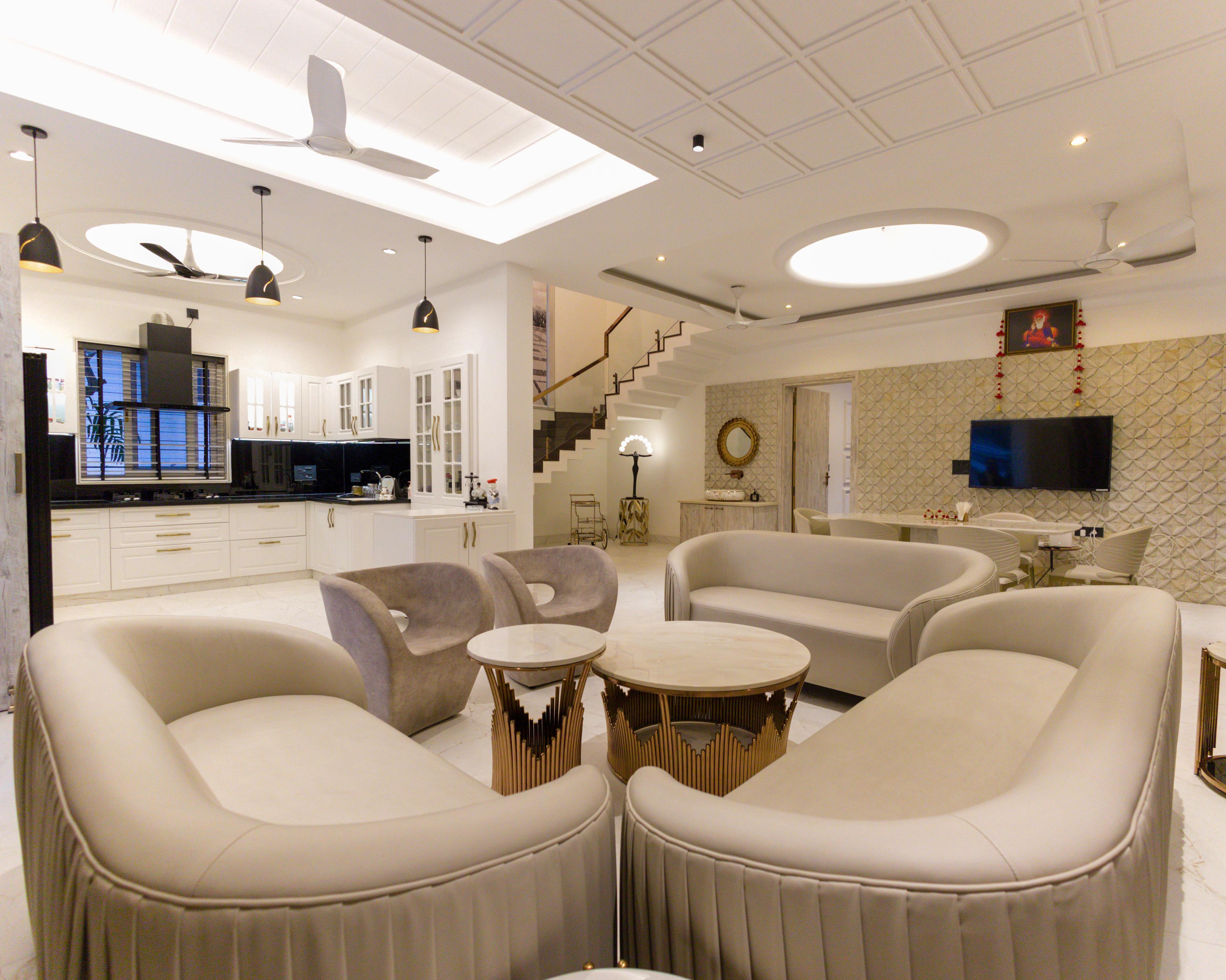 Queens Homestay - Tap to explore photos