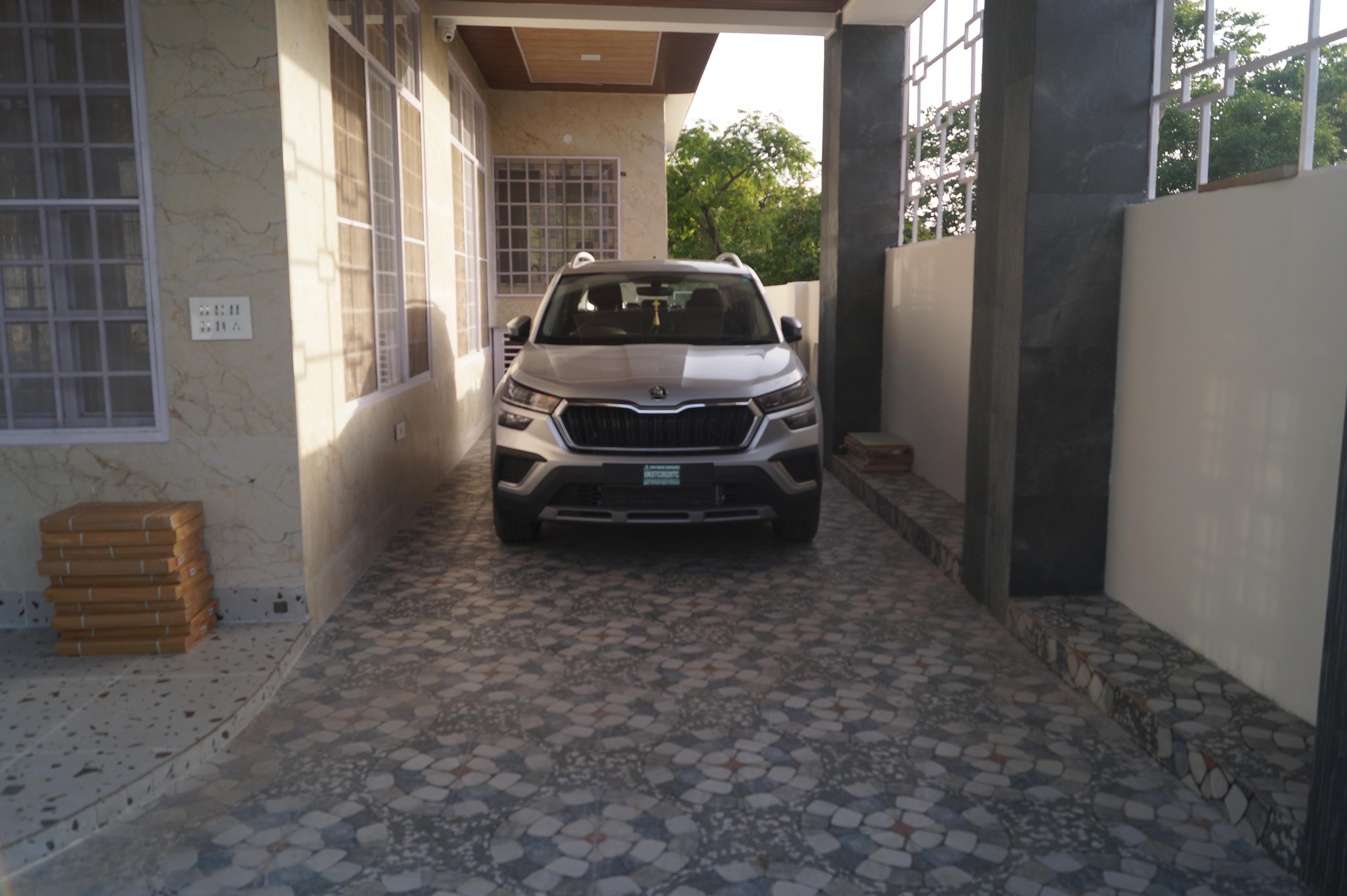Bethel Entire Floor- Pergola on terrace