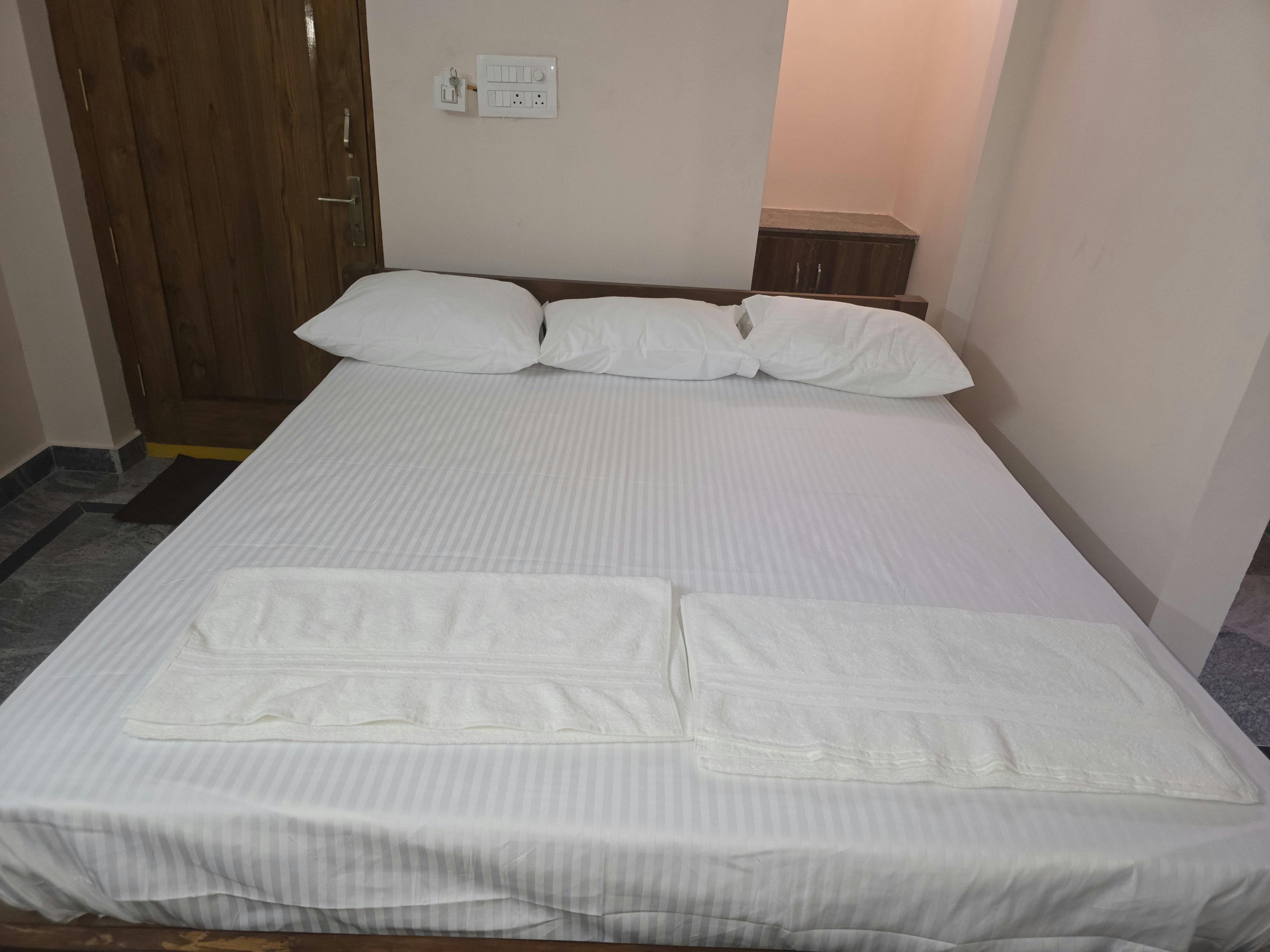 Sree Padmavathi Home Stay