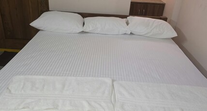 Sree Padmavathi Home Stay Room Type - Sree Padmavathi Home Stay