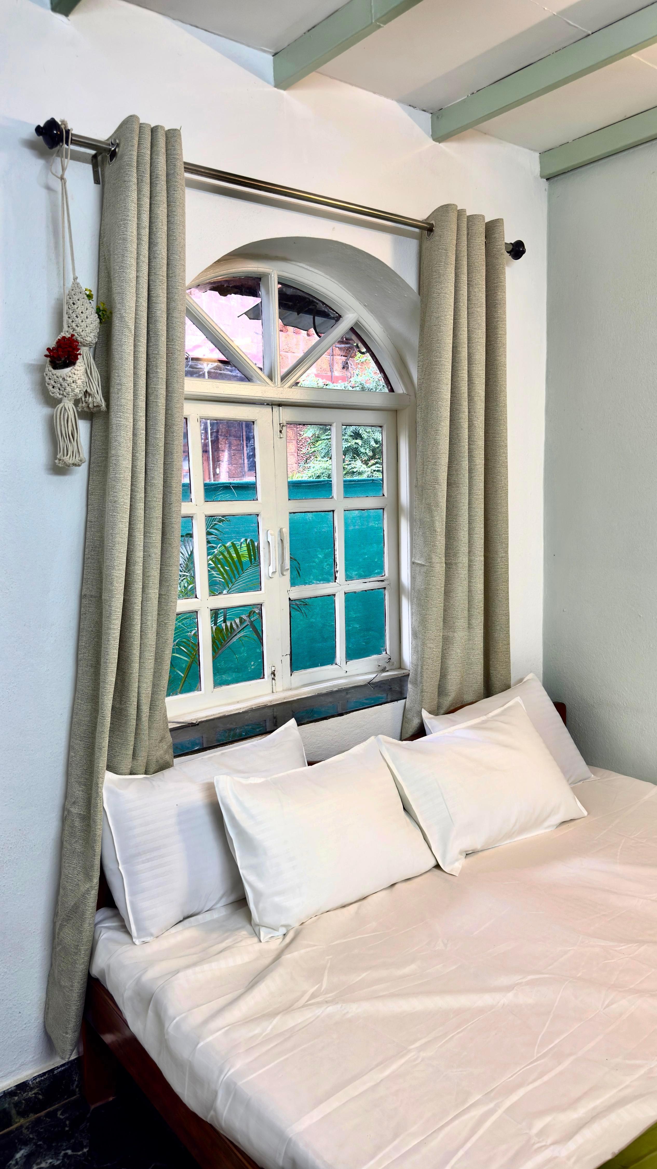 Villa Brise- Full Property with Beach Access - Tap to explore photos