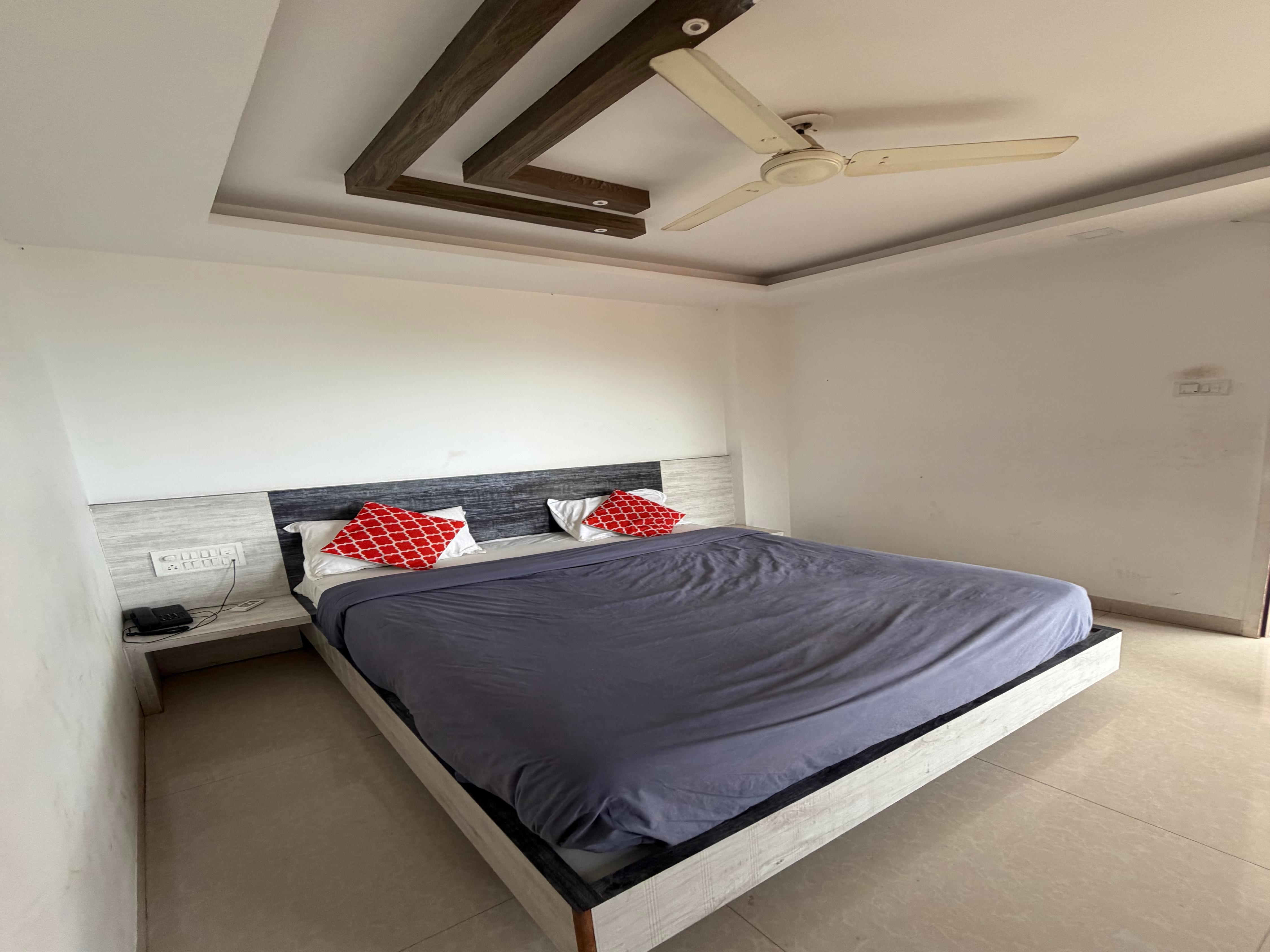 Hotel Riveria Shinde stays Room Type - Bedroom 7