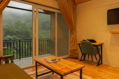 Pahadi Sukoon - A frame Cottages Mcleodganj