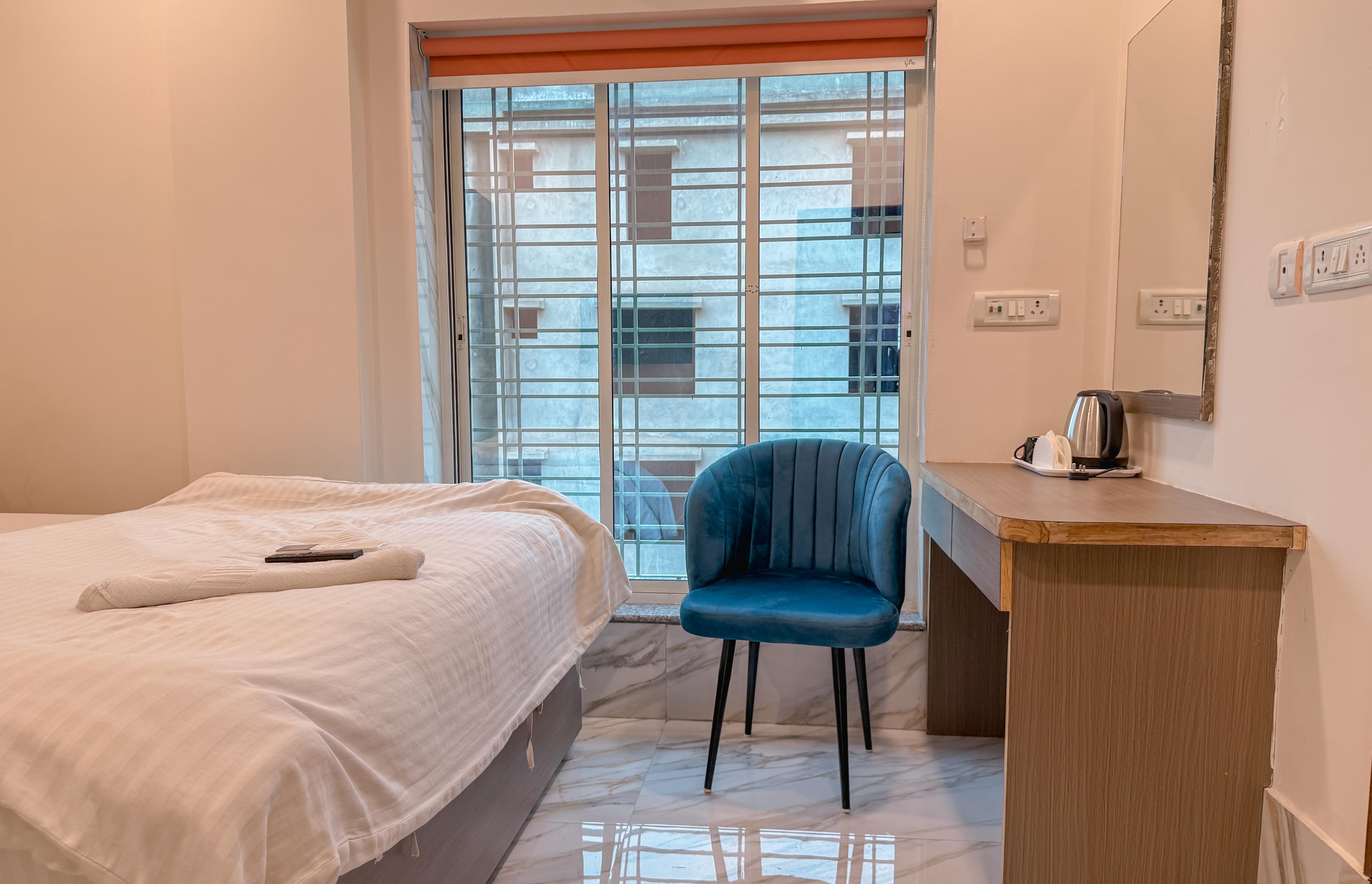 The Botanika Suites - Tap to explore photos