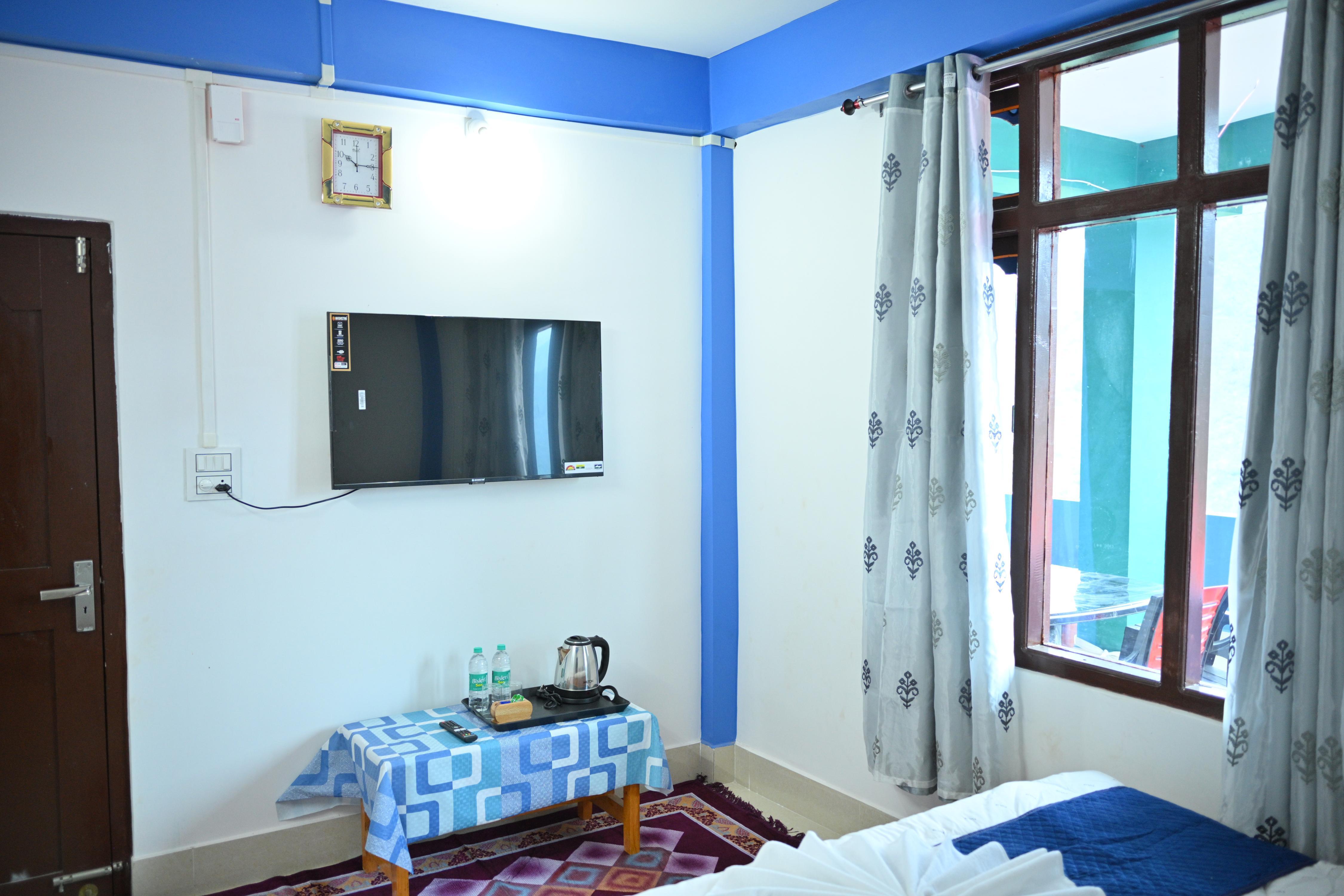 VALLEY OF PINES HOMESTAY - Tap to explore photos