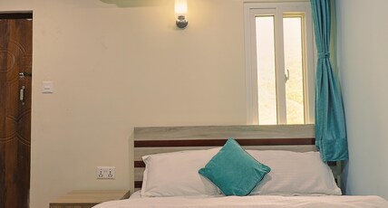 Manthali Park Inn Pvt Ltd Room Type - Deluxe Double Room with River & Mountain View Manthali Park Inn Pvt Ltd Room Type - Deluxe Double Room with River & Mountain View