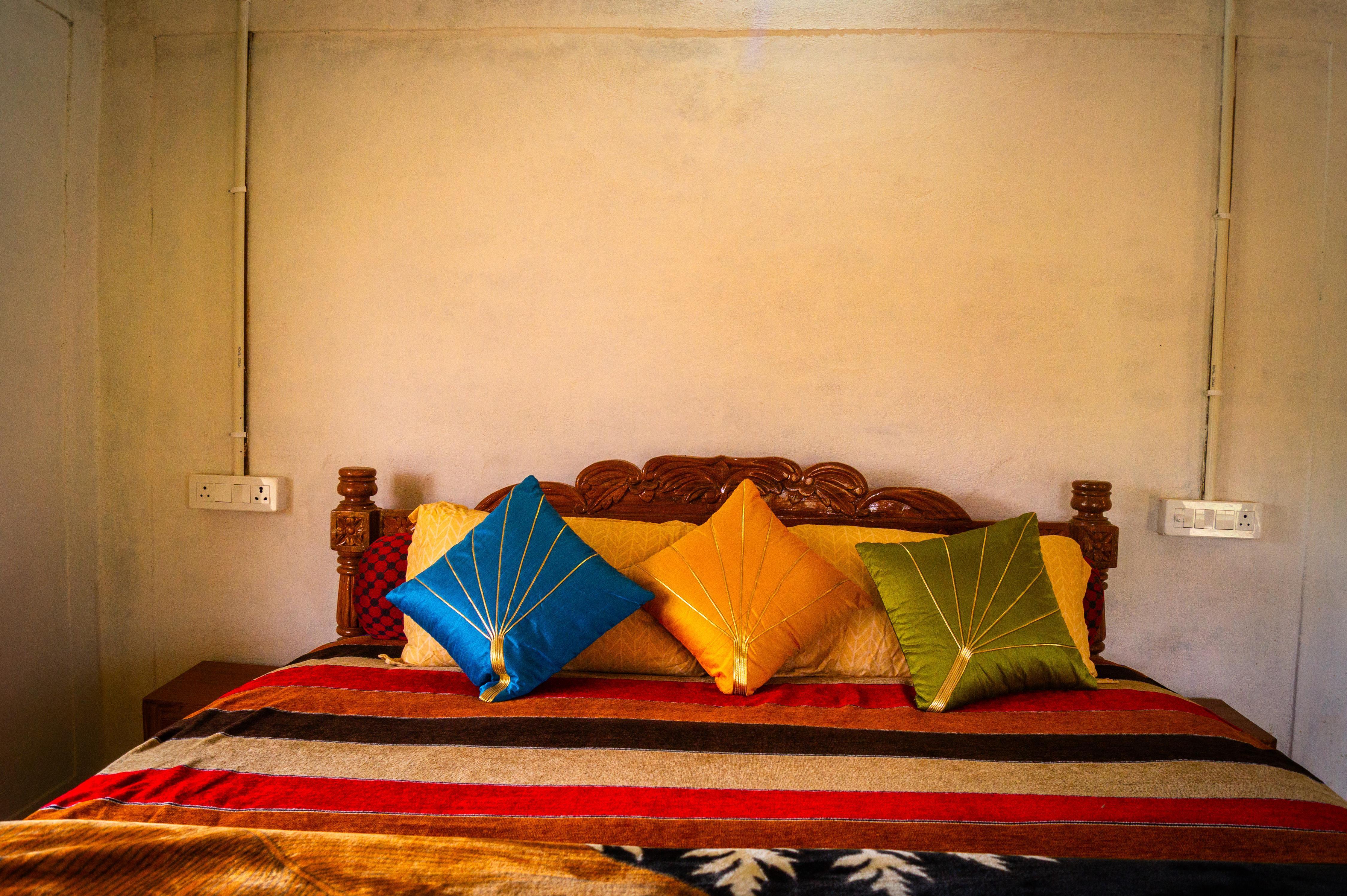 J. J. & Jay's Homestay - Tap to explore photos