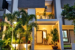 Alaya Stays Lamp house | 3 BHK Villa With Outdoor Jacuzzi