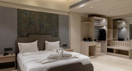 AQUA VALLEY Room Type - SUITE