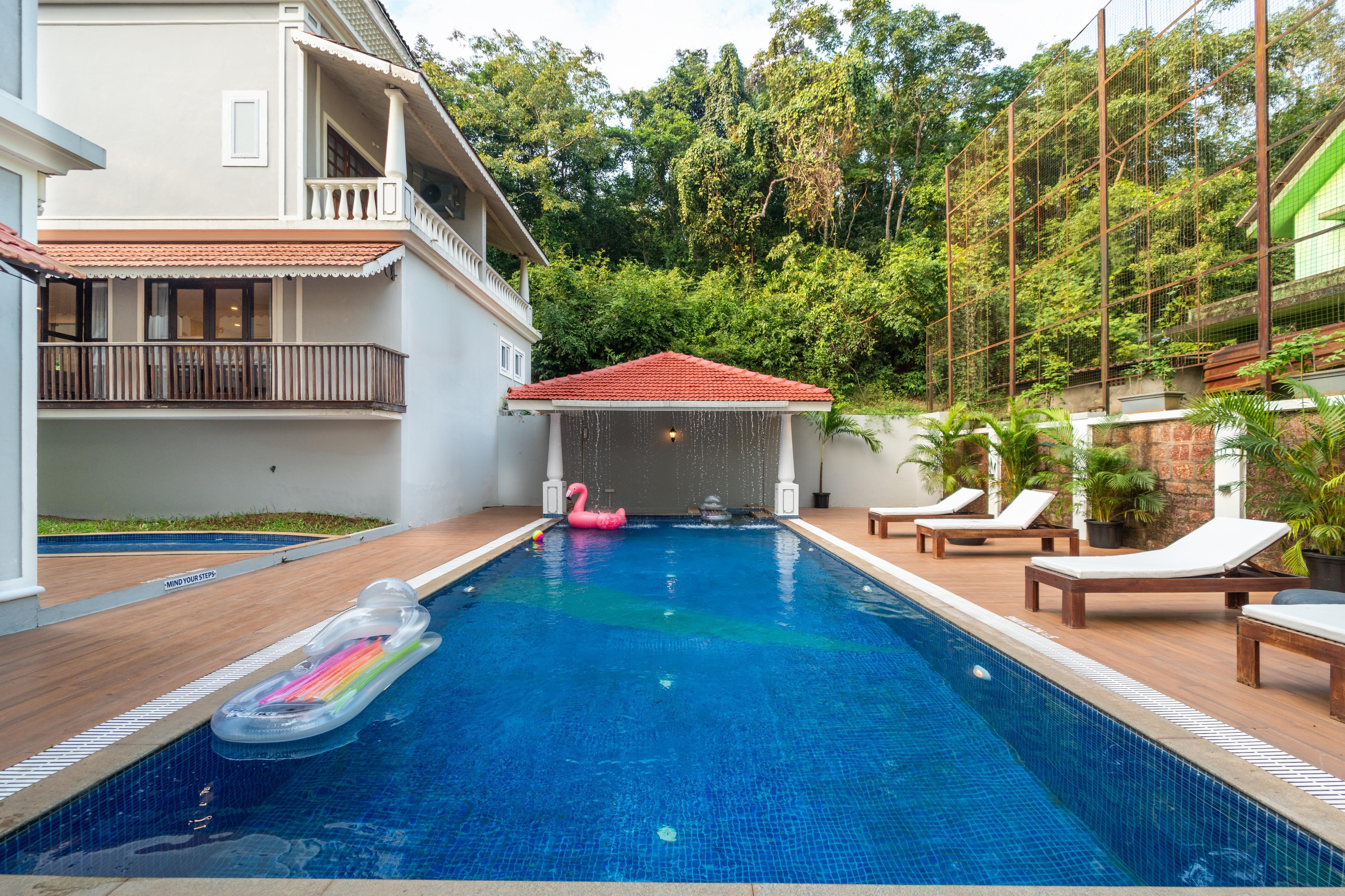 12bhk Pvt Pool Boutique Villa - Tap to explore photos