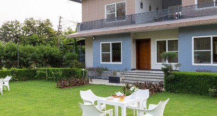 ELIVAAS Signature Puvalgarh Farms Thistle Cottage with shared Pool Room Type - ELIVAAS Puvalgarh Farms Thistle Cottage with shared Pool