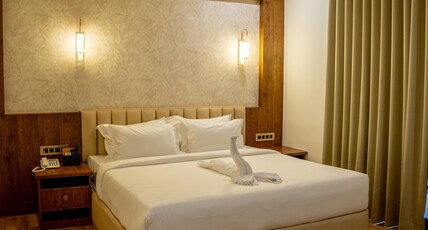 Raphilhin Business Hotel Room Type - Deluxe Room