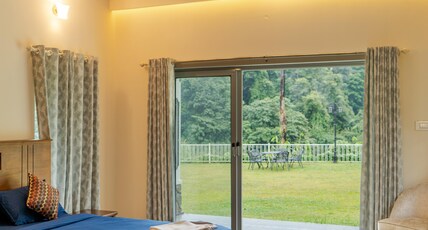 Bruce and Bells Riverside Nature Resort Room Type - River view Premium