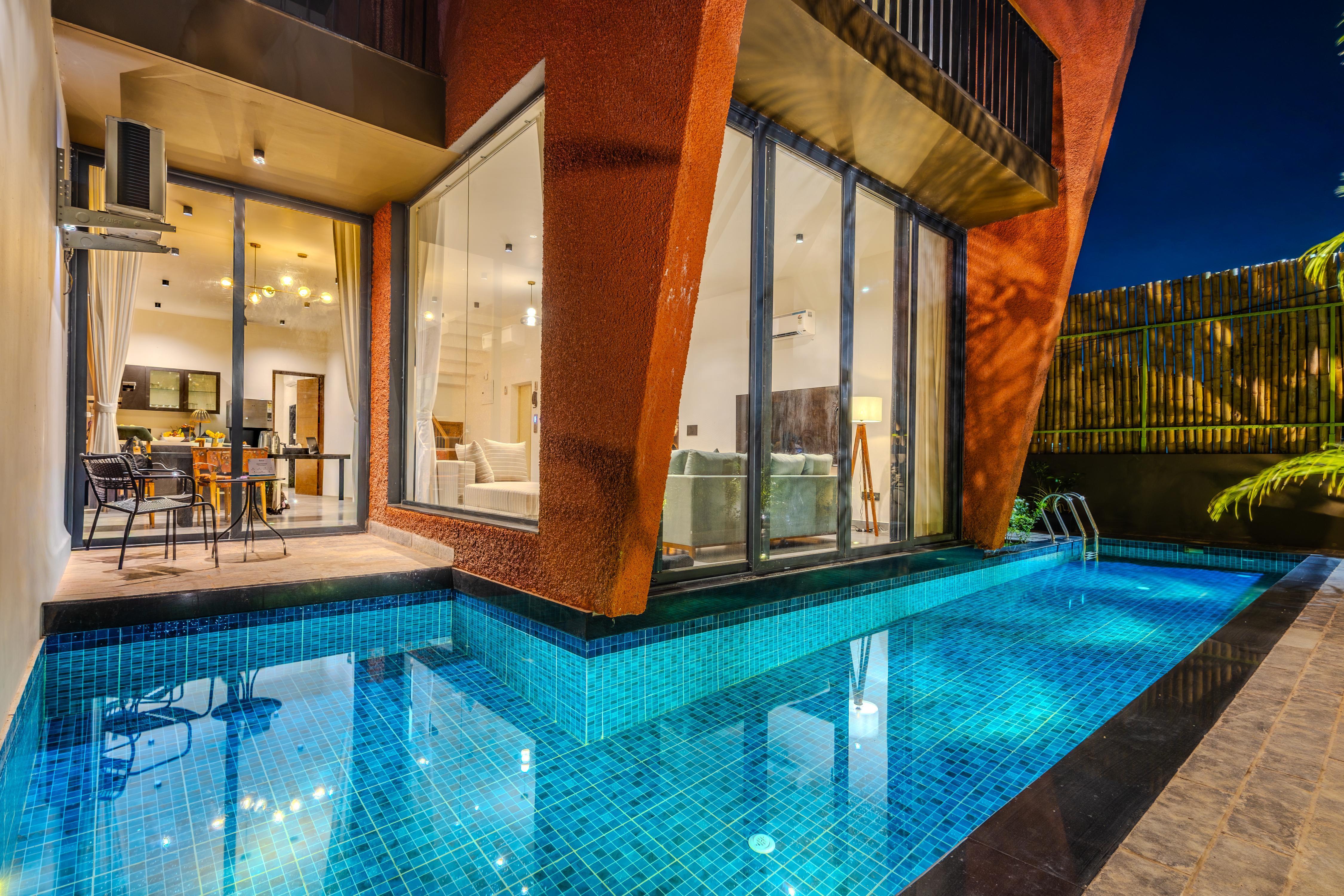 ELIVAAS Solena 4BHK Villa with Pvt Pool & Bar Lounge