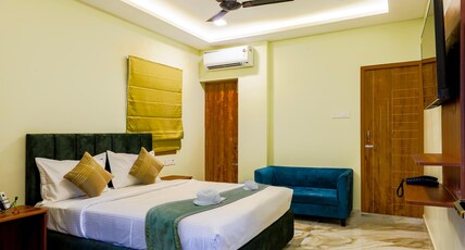 Eco Stay Elite Luxury Rooms Room Type - Three BHK Apartment