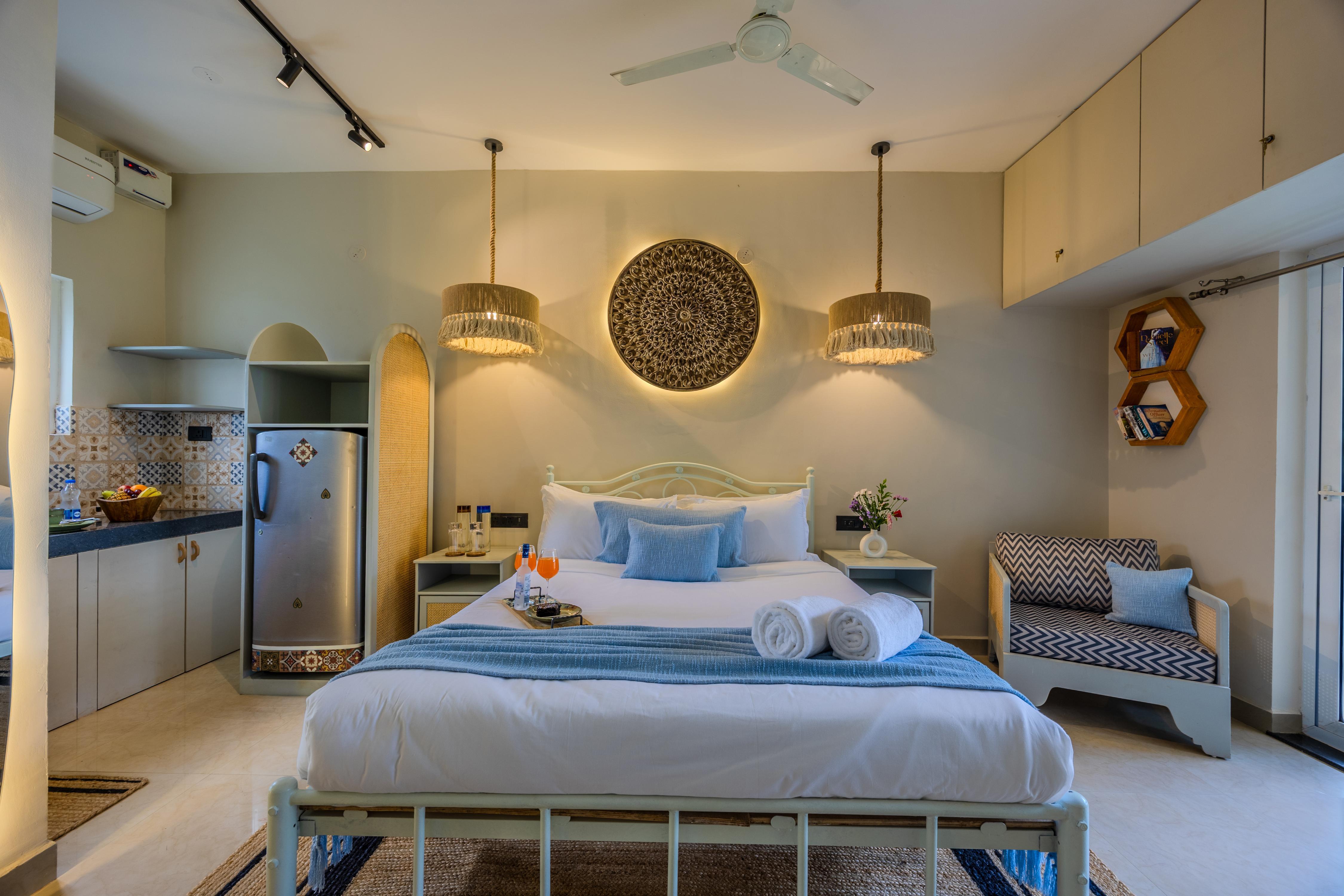 ELIVAAS Peace & Calm Room with Balcony - Tap to explore photos