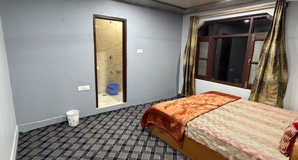 Azan Guest House Room Type - Bedroom 5