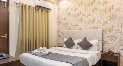 Hotel RV Grand Room Type - Deluxe Room