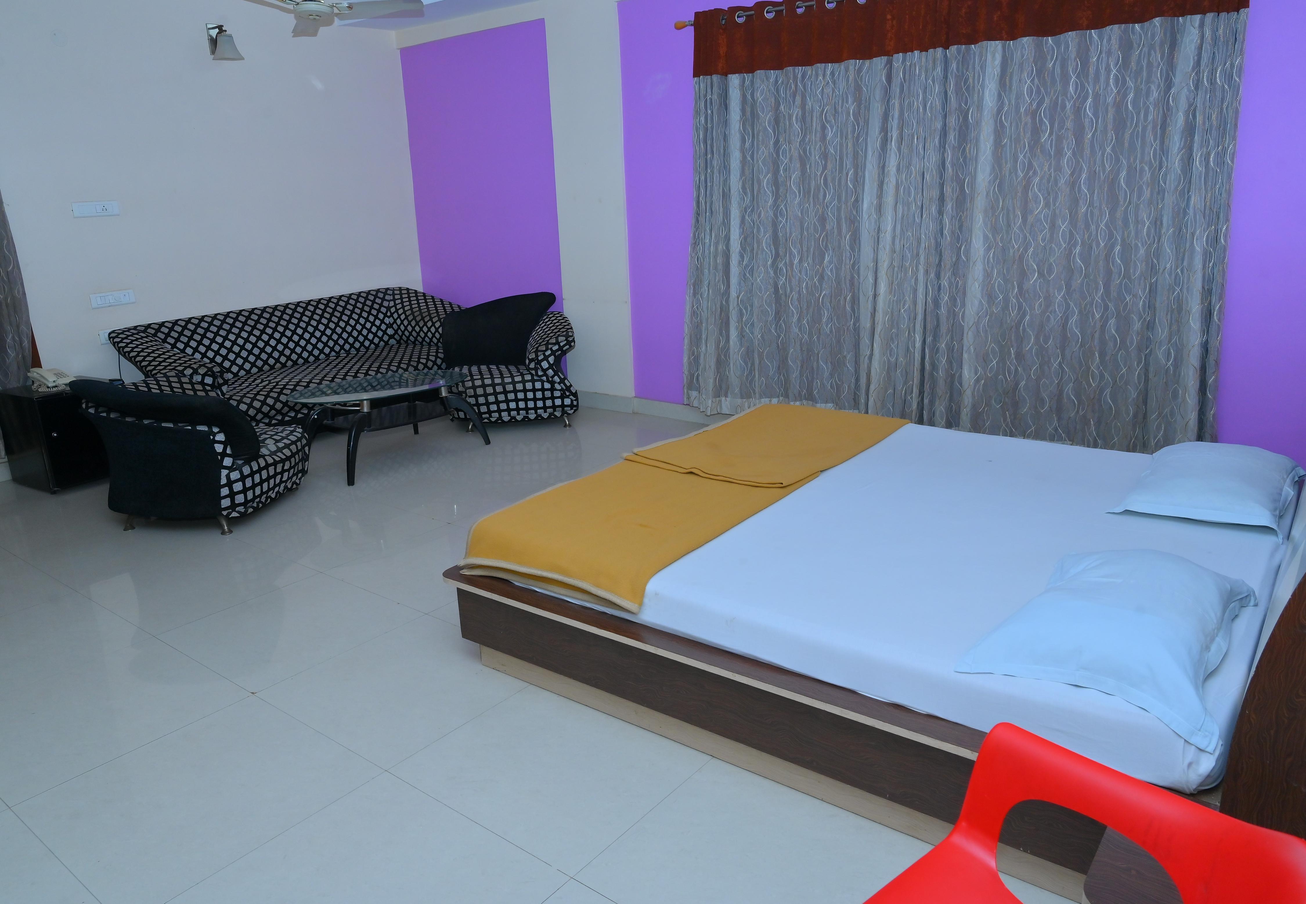 SHIVASAI RESIDENCY Room Type - junior suite