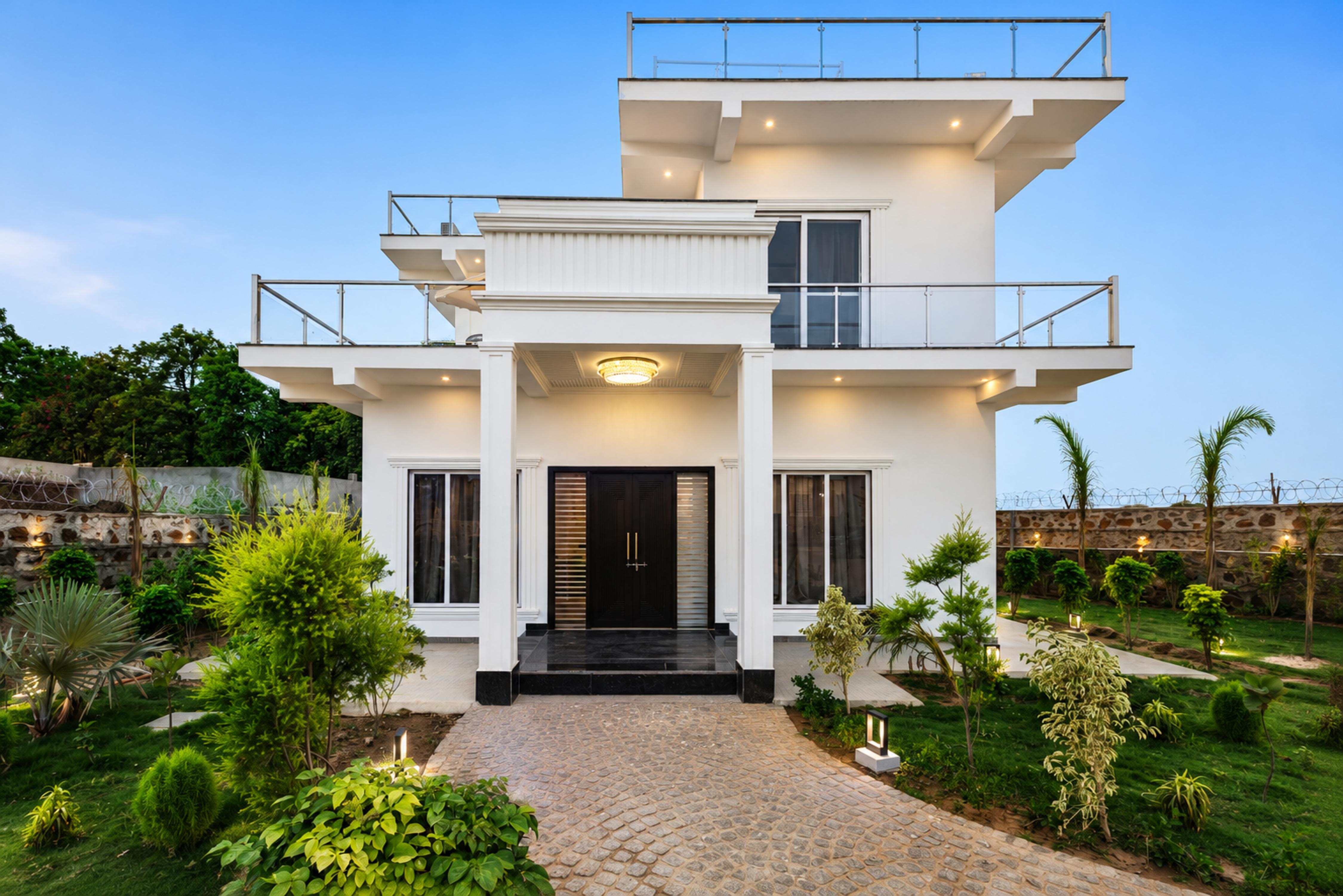 ELIVAAS JP Farm Stay | 5 BHK Villa With Bar Area & Sit-out