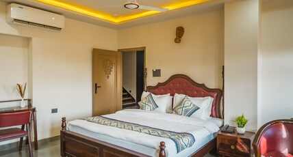 Hotel Jigyasa Palace Bar & Restro Room Type - Premier Room Hotel Jigyasa Palace Bar & Restro Room Type - Premier Room