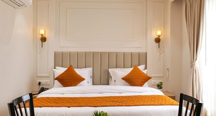 Hotel Arshiv Room Type - Super Deluxe Room Hotel Arshiv Room Type - Super Deluxe Room