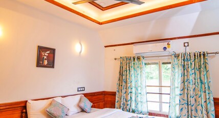 Rudra Houseboat Room Type - One BedRoom A/C Premium