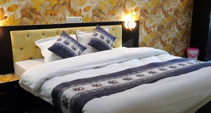 Hotel The Sangha Residency Room Type - Family Room wit Air Conditioner Hotel The Sangha Residency Room Type - Family Room wit Air Conditioner