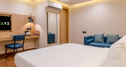 Saltstayz Premier - Sector 15 Noida Room Type - Deluxe Room Saltstayz Premier - Sector 15 Noida Room Type - Deluxe Room