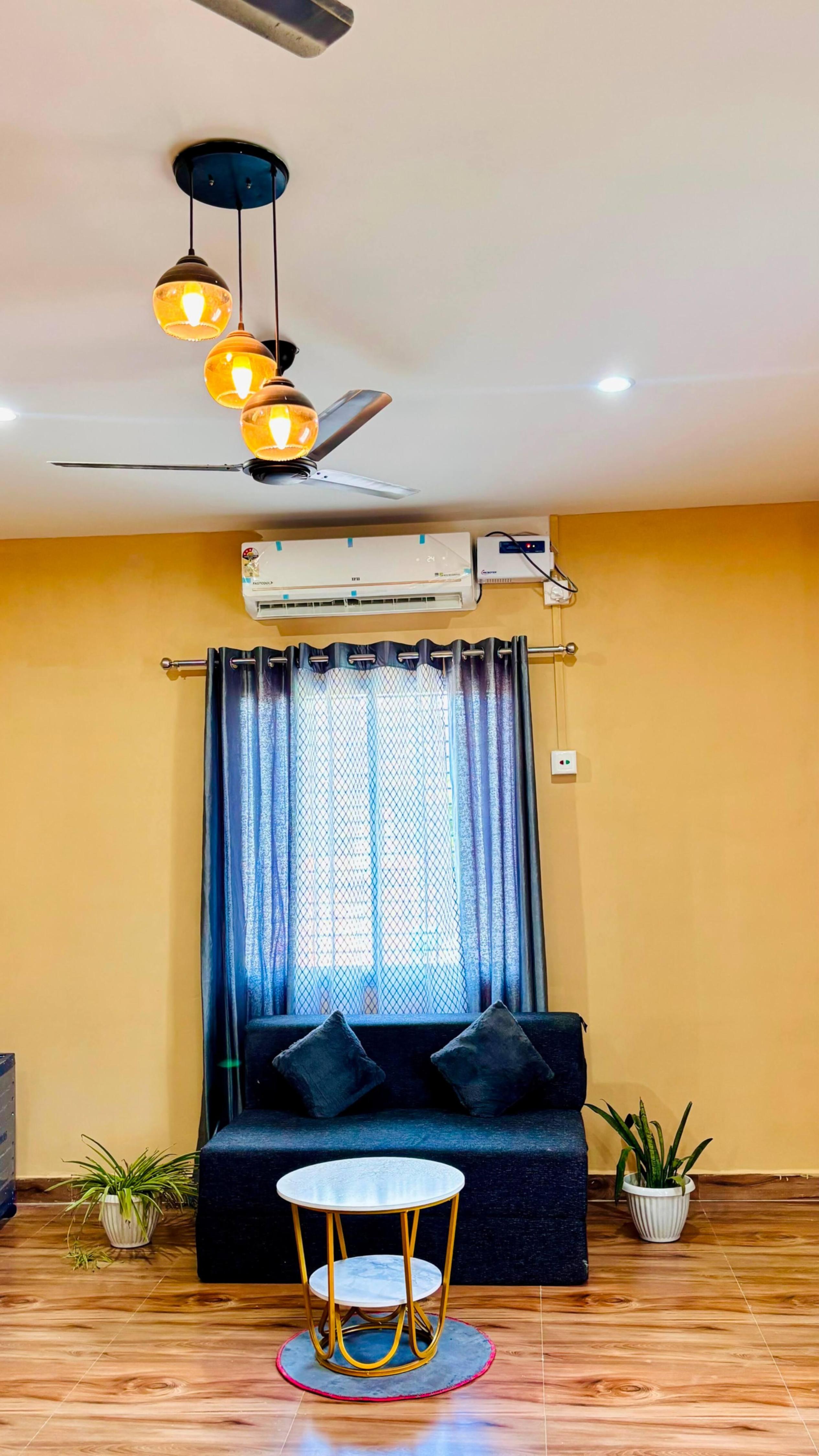 Peaceful Patch Homestay Unit 2 Willow - Tap to explore photos