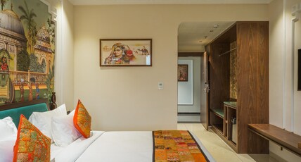 Tripli Regalia Mayur Palace Room Type - Superior Double Room
