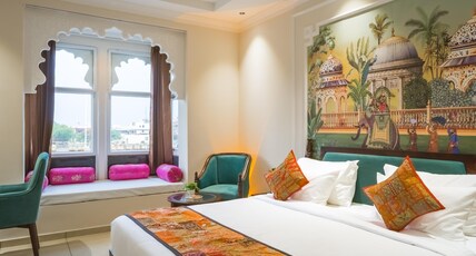 Tripli Regalia Mayur Palace Room Type - King Room