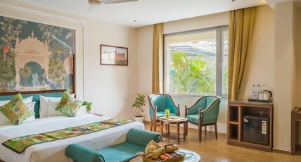 Tripli Regalia Mayur Palace Room Type - Superior King Suite