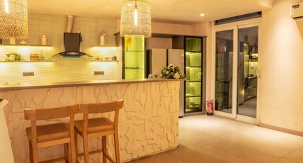 Jade Manor | Swimming Pool | Jacuzzi Room Type - 6BHK