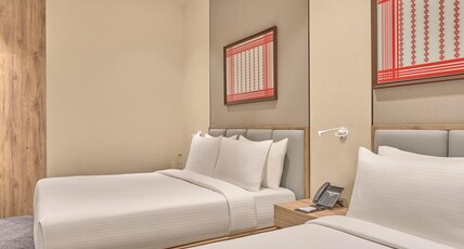 Swirl Transit Hotel by Adani Room Type - Junior Suite