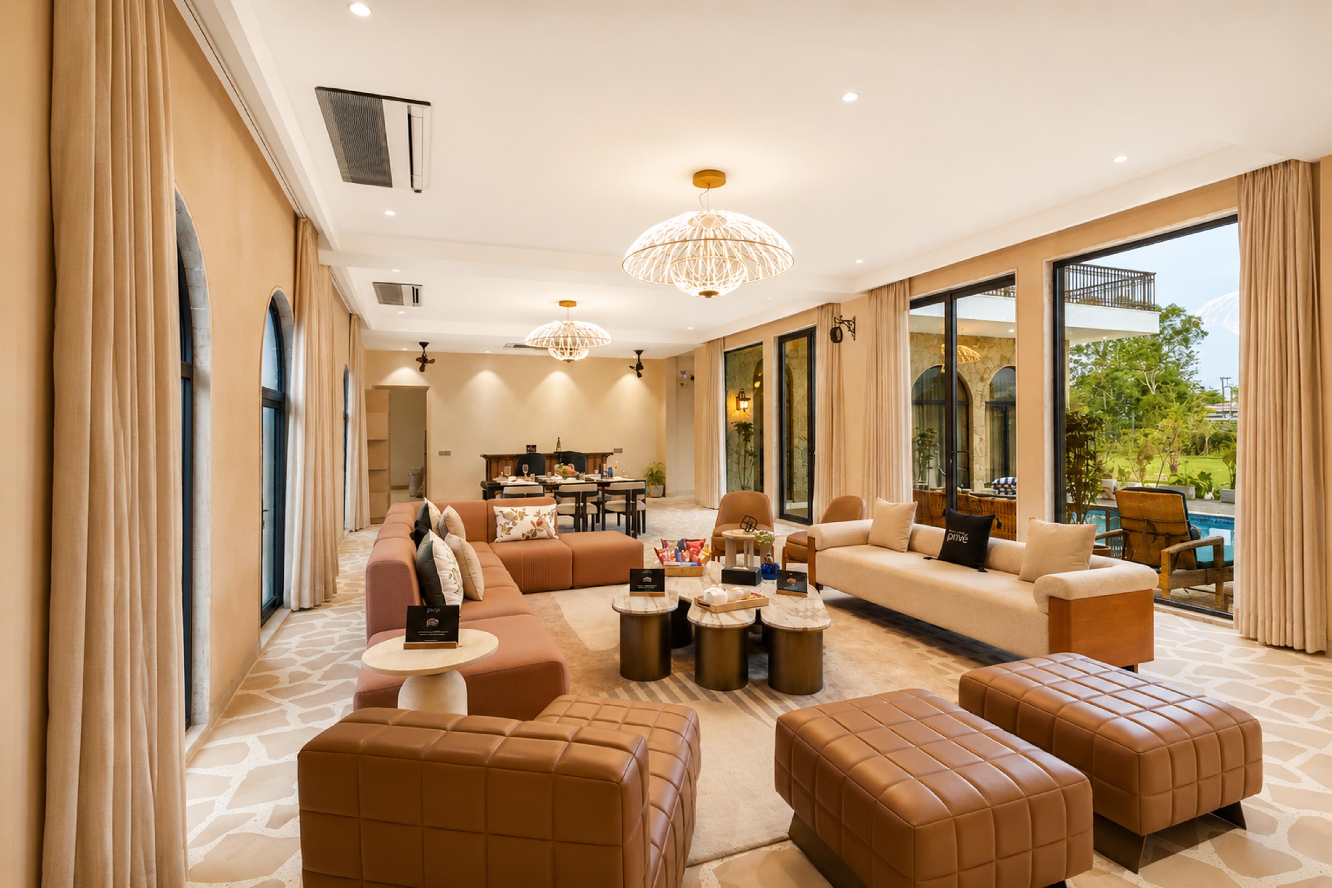 ELIVAAS Prive Heaven 6 BHK Villa with Pvt Pool - Tap to explore photos