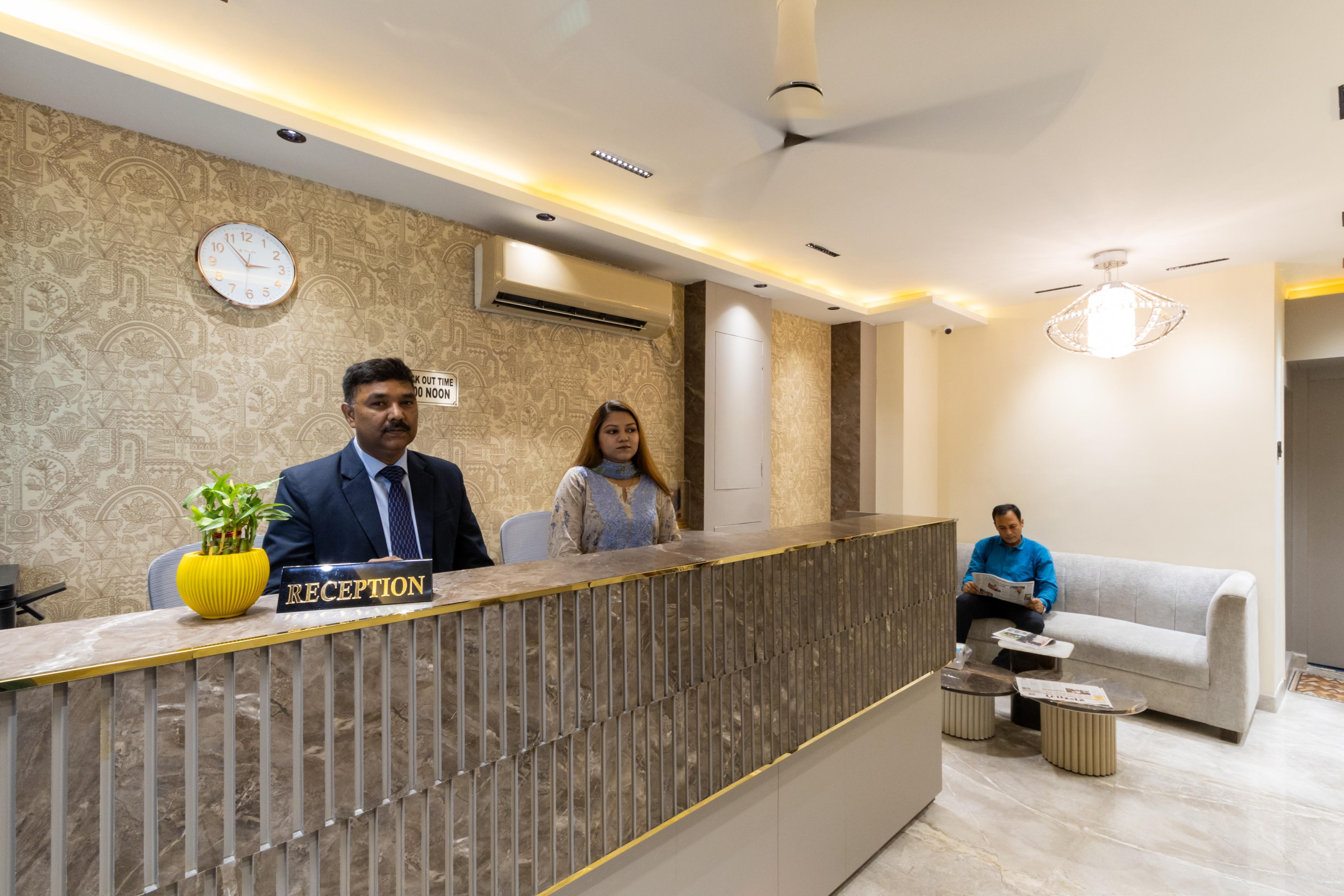 Hotel Arish - Tap to explore photos