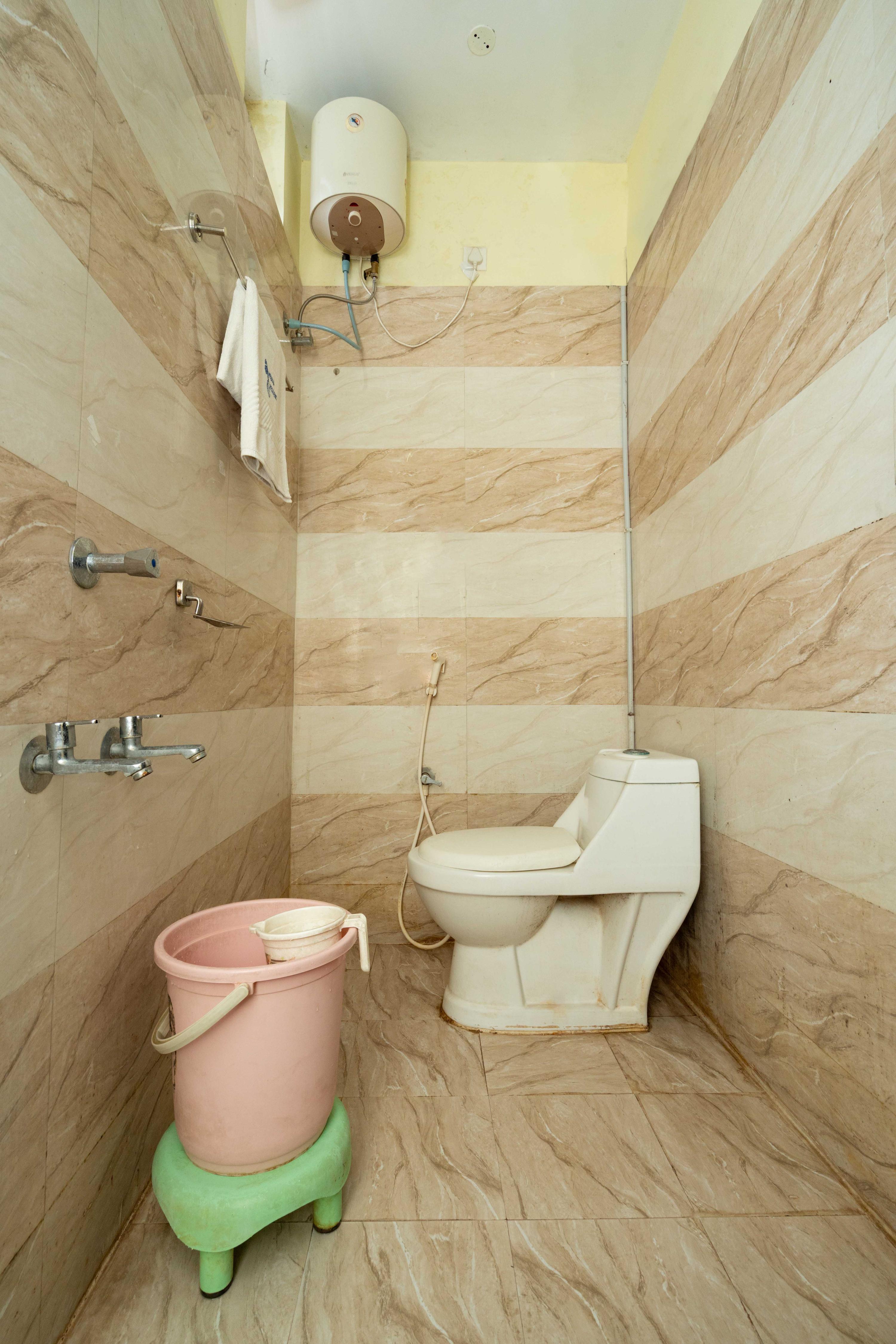 Hotel Meeraa Residency - Tap to explore photos