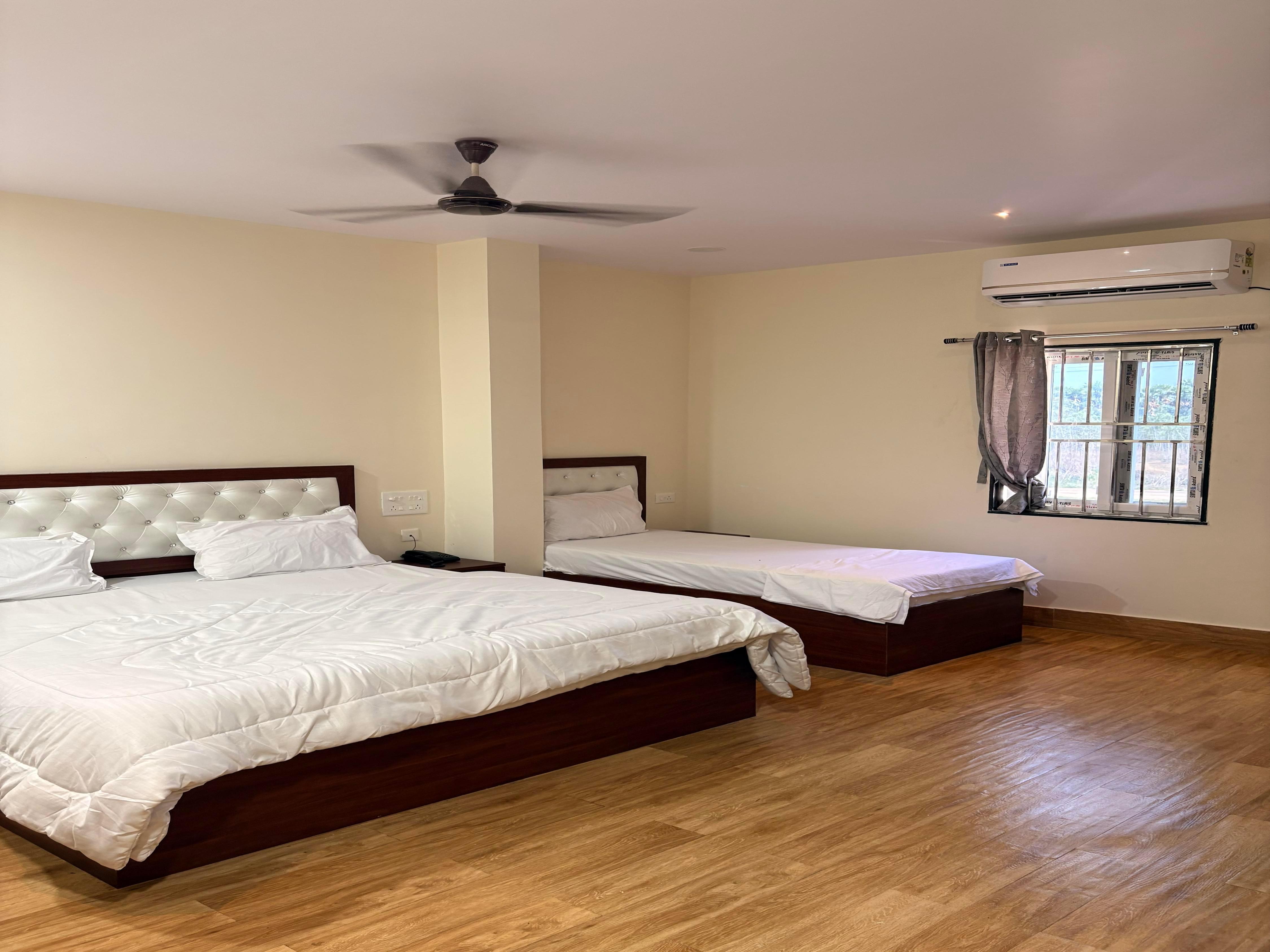 TSR GRAND HOTEL