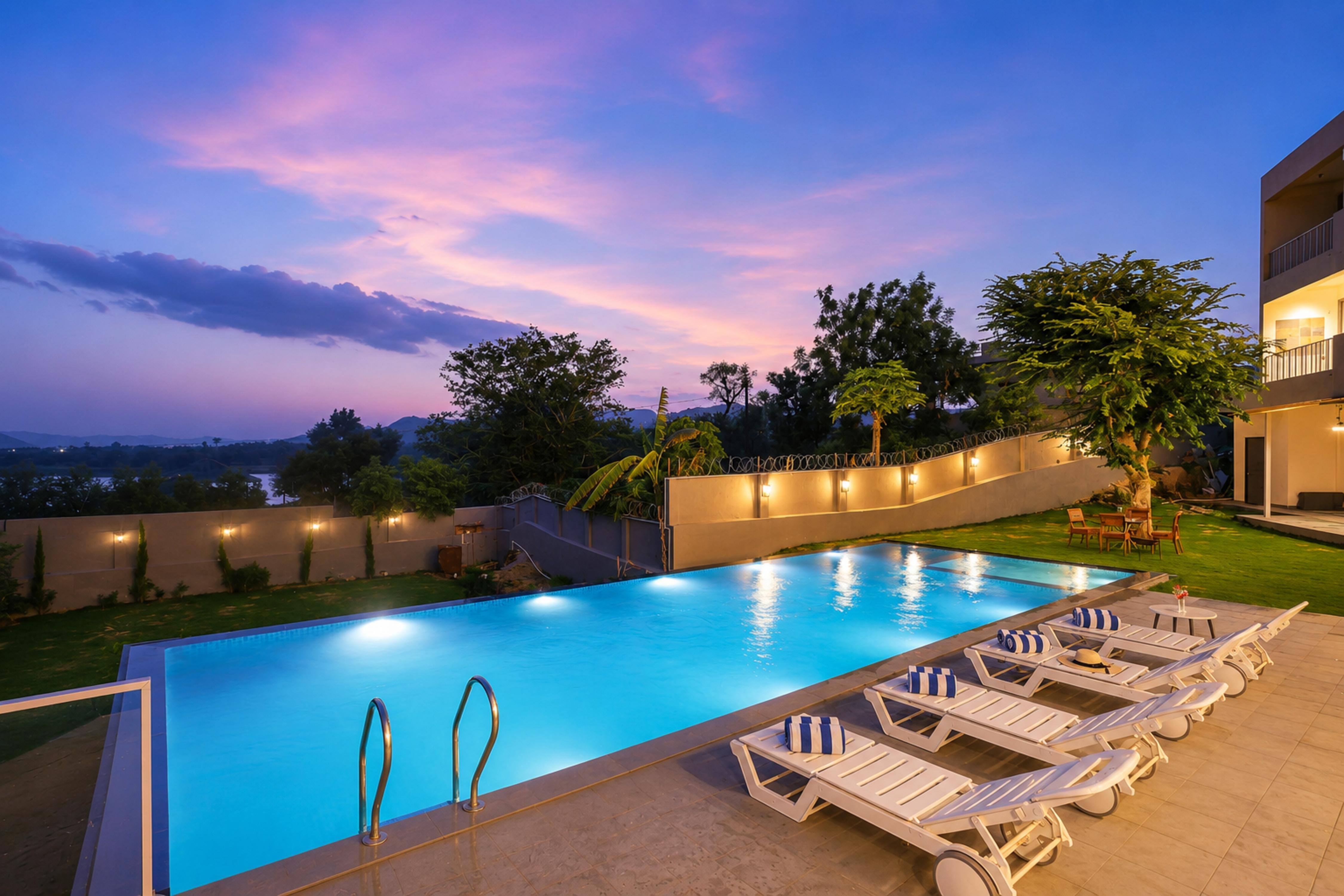 ELIVAAS Miran with shared Pool & Garden - Tap to explore photos